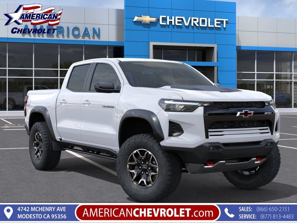2026 Chevrolet Colorado ZR2 in Summit White — front three-quarter view