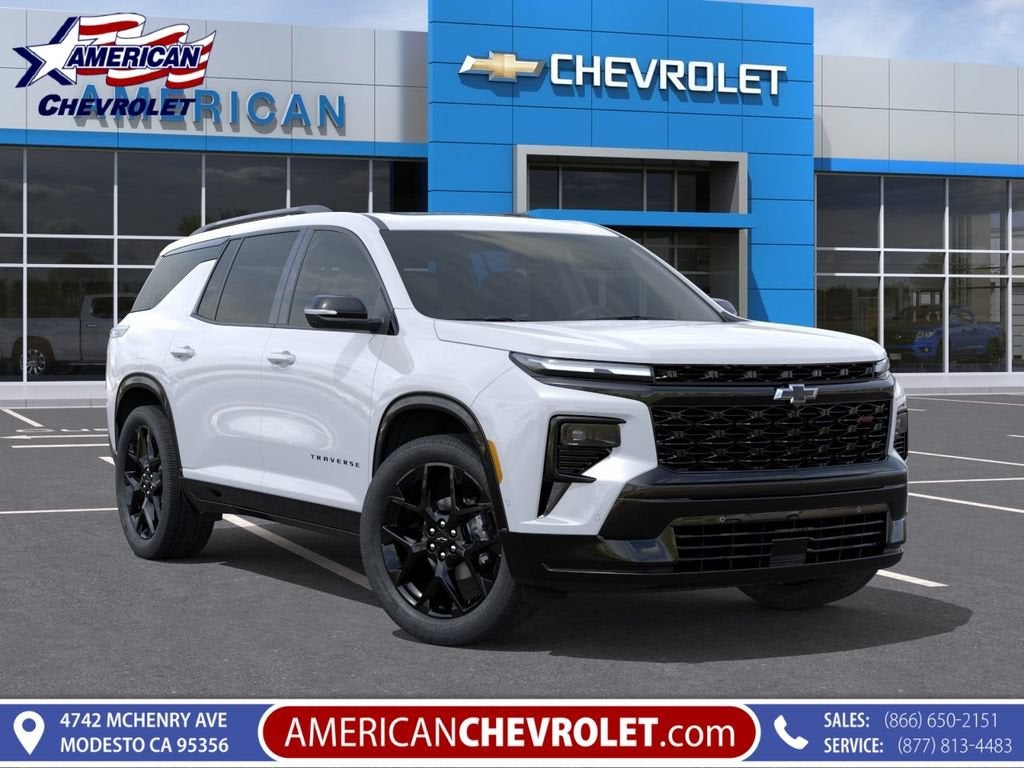 2026 Chevrolet Traverse RS in Polar White Tricoat — front three-quarter view
