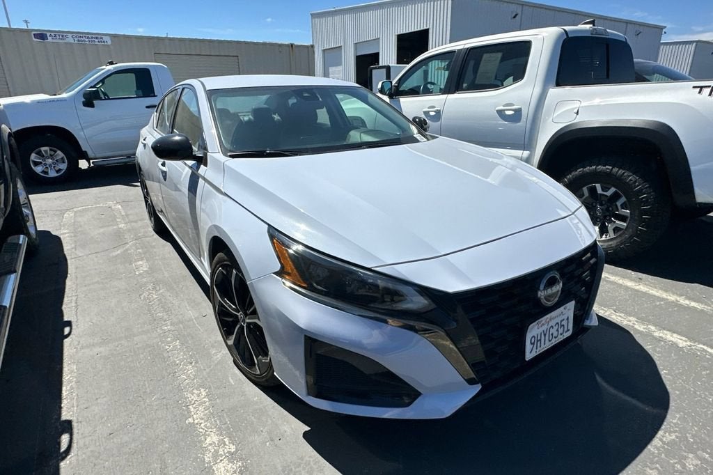 2023 Nissan Altima — side profile view