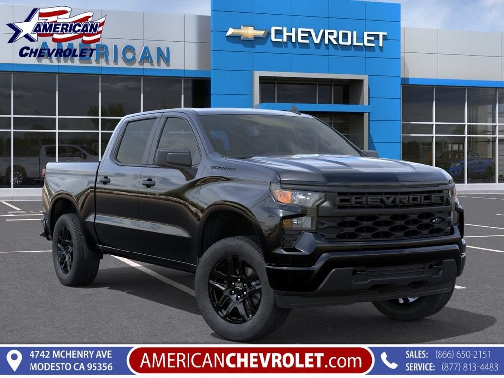 2026 Chevrolet Silverado 1500 Custom in Black — front three-quarter view
