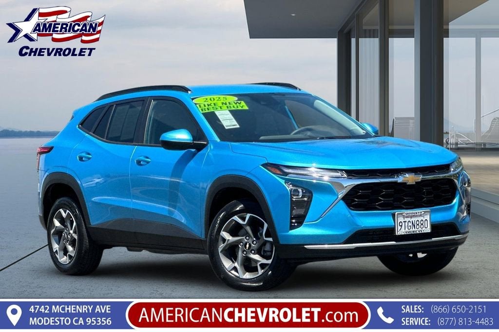2025 Chevrolet Trax LT in Marina Blue Metallic — front three-quarter view