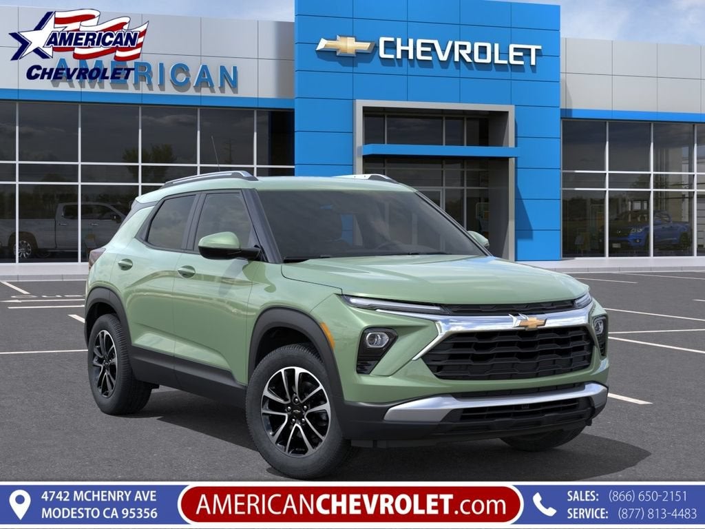 2026 Chevrolet Trailblazer LT in Cacti Green — front three-quarter view