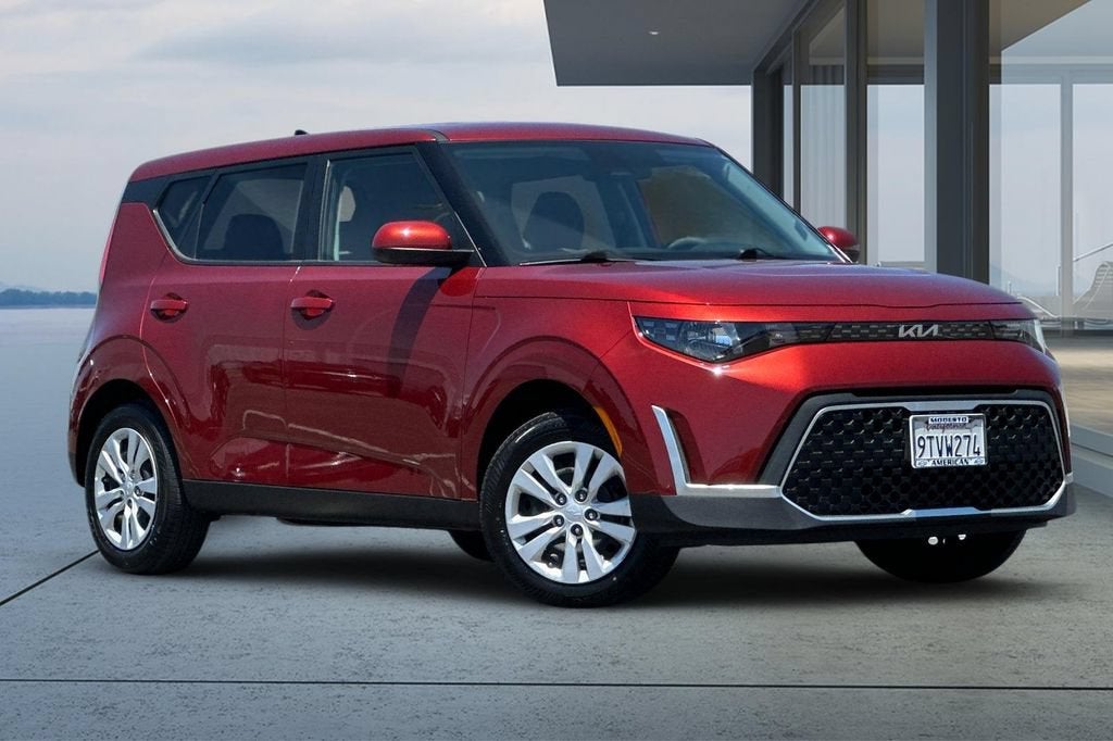 2025 Kia Soul — side profile view