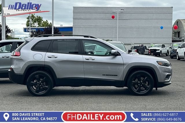 2021 Jeep Cherokee — rear three-quarter view