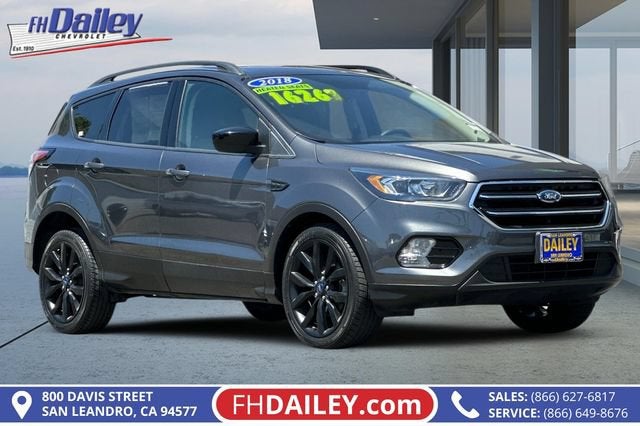2018 Ford Escape SE in Magnetic Metall — front three-quarter view
