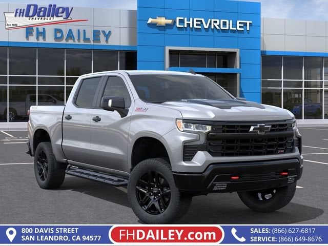 2026 Chevrolet Silverado 1500 LT Trail Boss in Sterling Gray Metallic — front three-quarter view