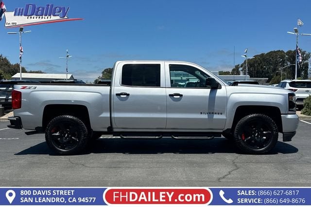 2018 Chevrolet Silverado 1500 — rear three-quarter view