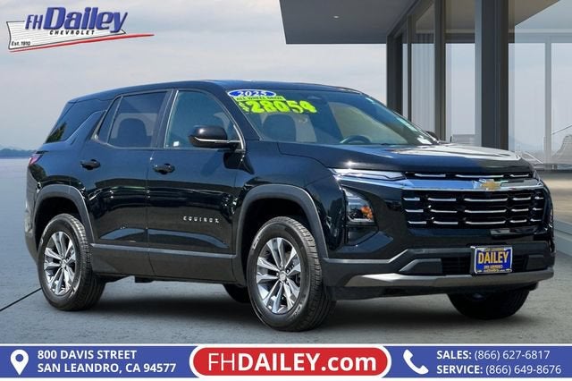 2025 Chevrolet Equinox LT in Mosaic Black Metallic — front three-quarter view