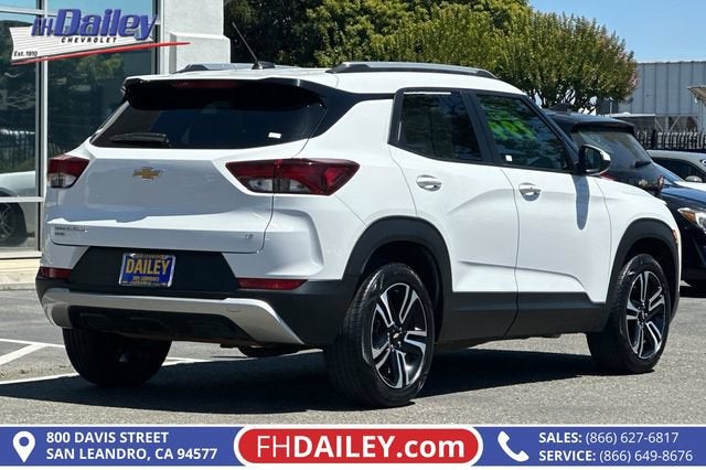 2023 Chevrolet Trailblazer — interior view